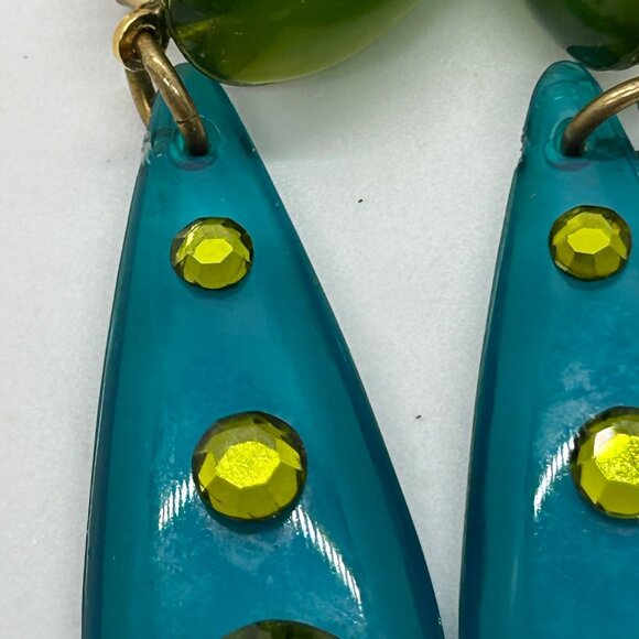Vintage 1960s Lucite Dangle Clip-On Earrings Teal & Green Mod Design With Facete - Picture 14 of 16